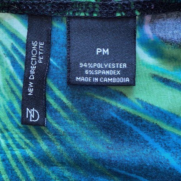 NEW DIRECTIONS Top! PM - Picture 4 of 7